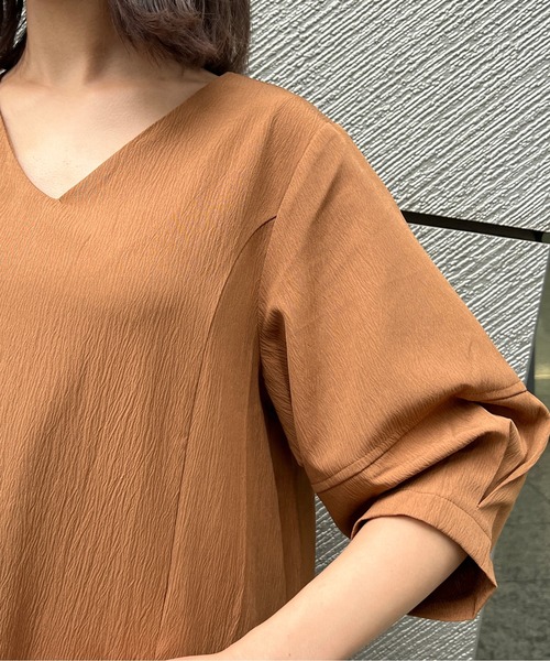 Chez toi(シェトワ)の「ランタンスリーブ花柄はぎワンピース(ワンピース・レディース・ブラック/ベージュ/オレンジ・FREE)」の7枚目の写真