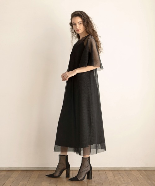 MIELI INVARIANT(ミエリインヴァリアント)の「Sheer Mix Layer Dress(ワンピース・レディース・ブラック/モカ・FREE)」の6枚目の写真