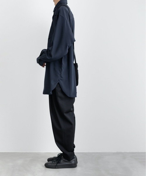 ato（アトウ）の「CLASSIC WOOL 2-TUCK TAPERED PANTS（その他