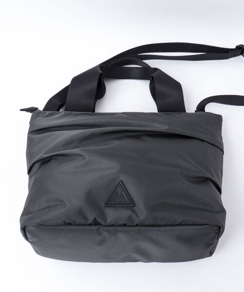 ANONYM CRAFTSMAN DESIGN（アノニムクラフツマンデザイン）の「【ANONYM CRAFTSMAN DESIGN/アノニム・クラフツマン・デザイン】TOTE BAG #01 軽量ショルダーバッグ 国産（ショルダーバッグ・メンズ・ブラック/グレー/キャメル・FREE）」の8枚目の写真