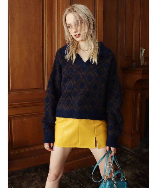 EVRIS（エヴリス）の「スリットデザインフェイクレザーミニスカート（スカート・レディース・ブラック/ブルー/マスタード・SMALL/MEDIUM）」の18枚目の写真