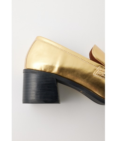 MOUSSY(マウジー)の「MID HEEL ローファー(ローファー・レディース・ゴールド/ブラック・SMALL/LARGE/MEDIUM)」の21枚目の写真