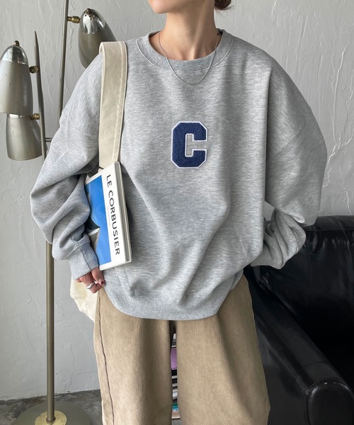Chillfar(チルファー)の「ABCサガラワッペンスウェット(スウェット・レディース・杢グレー/チャコール/アイボリー/ダークグリーン系/ネイビー系/オートミール/レッド系・FREE)」の9枚目の写真
