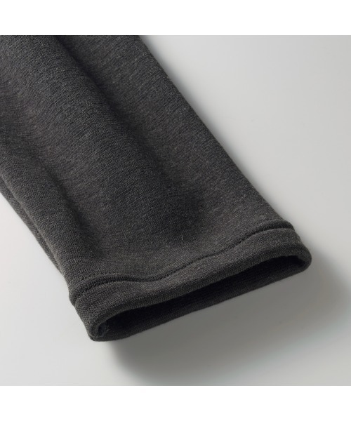 GUNZE(グンゼ)の「HOTMAGIC/ホットマジック 長袖インナー 極 あったか 吸湿発熱(インナーウェア/肌着・メンズ・ライトグレー/ブラック・LARGE/MEDIUM/X-LARGE)」の6枚目の写真