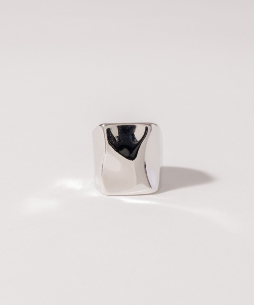 novice(ノーヴィス)の「【novice】Rectangle Volume Ring(リング・レディース・シルバー/ゴールド・FREE)」の10枚目の写真