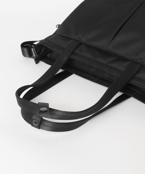 URBAN RESEARCH DOORS(アーバンリサーチドアーズ)の「『別注』SML×LIFE STYLE TAILOR 2WAYトートバッグ(ハンドバッグ・メンズ・ブラック・-)」の3枚目の写真