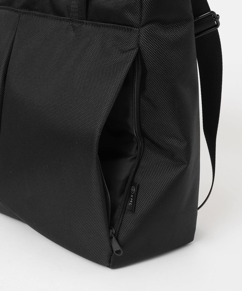 URBAN RESEARCH DOORS(アーバンリサーチドアーズ)の「『別注』SML×LIFE STYLE TAILOR 2WAYトートバッグ(ハンドバッグ・メンズ・ブラック・-)」の2枚目の写真