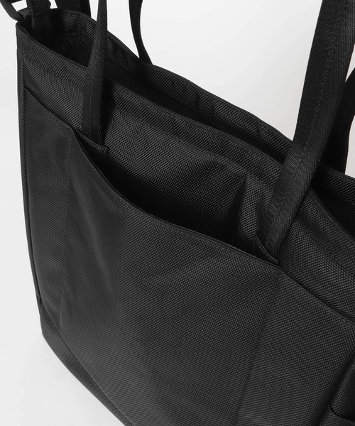 URBAN RESEARCH DOORS(アーバンリサーチドアーズ)の「『別注』SML×LIFE STYLE TAILOR 2WAYトートバッグ(ハンドバッグ・メンズ・ブラック・-)」の4枚目の写真