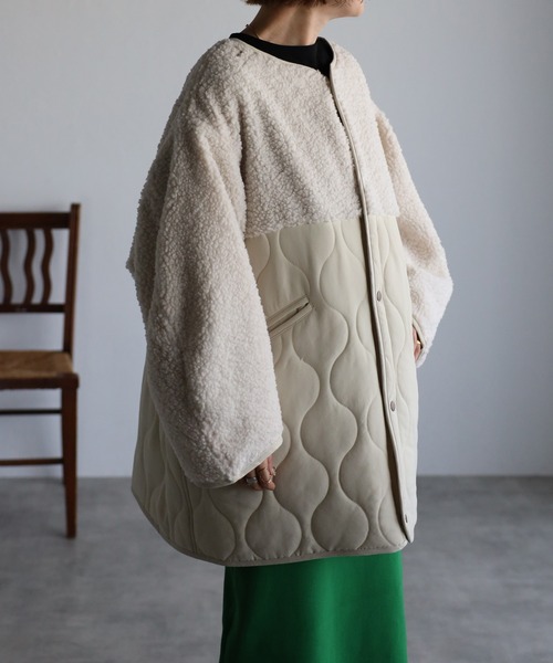 r.（アールドット）の「マットタフタ×ボア切替 キルティング ミドルコート（ノーカラーコート・レディース・ベージュ/ブラック/アイボリー/オリーブ/カーキ/ライトベージュ・FREE）」の12枚目の写真