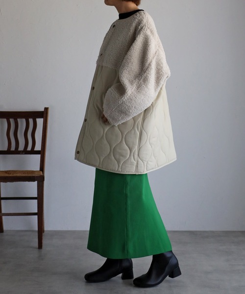 r.（アールドット）の「マットタフタ×ボア切替 キルティング ミドルコート（ノーカラーコート・レディース・ベージュ/ブラック/アイボリー/オリーブ/カーキ/ライトベージュ・FREE）」の15枚目の写真