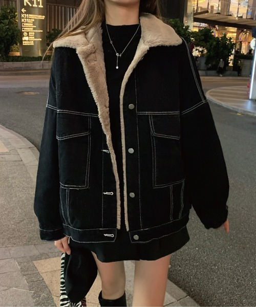 meJane（ミージェーン）の「ボア切替BIGシルエットブラックデニムジャケット（デニムジャケット・レディース・ブラック・FREE）」の3枚目の写真