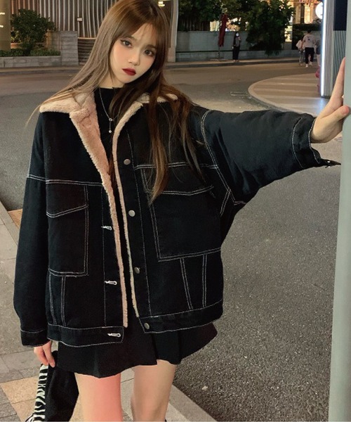 meJane（ミージェーン）の「ボア切替BIGシルエットブラックデニムジャケット（デニムジャケット・レディース・ブラック・FREE）」の2枚目の写真