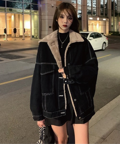 meJane（ミージェーン）の「ボア切替BIGシルエットブラックデニムジャケット（デニムジャケット・レディース・ブラック・FREE）」の6枚目の写真