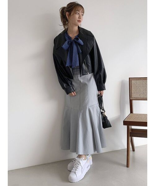 dazzlin(ダズリン)の「サイドオープンジップ2WAYスカート(スカート・レディース・グレー/オフホワイト/インディゴブルー・SMALL/MEDIUM)」の22枚目の写真