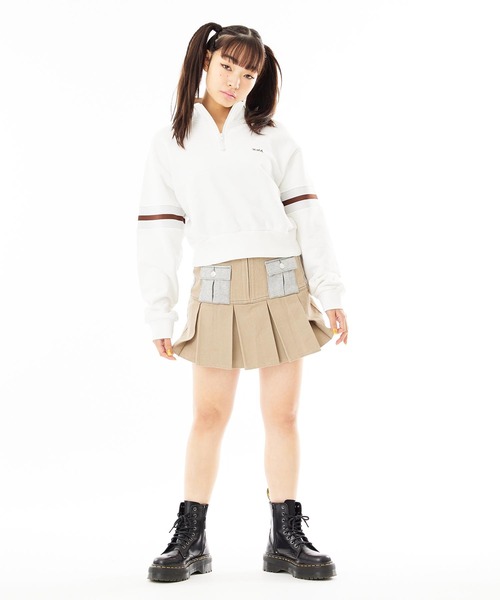 X-girl(エックスガール)の「STRIPED SLEEVE SHORT ANORAK(スウェット・レディース・ネイビー/ブラック/ホワイト・S/M)」の17枚目の写真