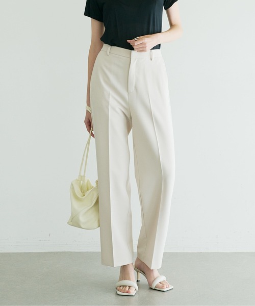 GALLARDAGALANTE（ガリャルダガランテ）の「センタープレステーパードパンツ（スラックス・レディース・ブラック/ライトベージュ・0/1）」の2枚目の写真