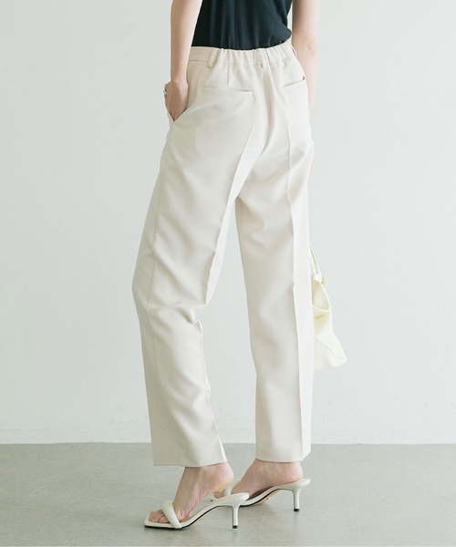 GALLARDAGALANTE（ガリャルダガランテ）の「センタープレステーパードパンツ（スラックス・レディース・ブラック/ライトベージュ・0/1）」の14枚目の写真