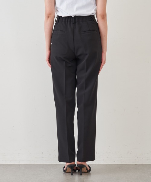GALLARDAGALANTE（ガリャルダガランテ）の「センタープレステーパードパンツ（スラックス・レディース・ブラック/ライトベージュ・0/1）」の17枚目の写真