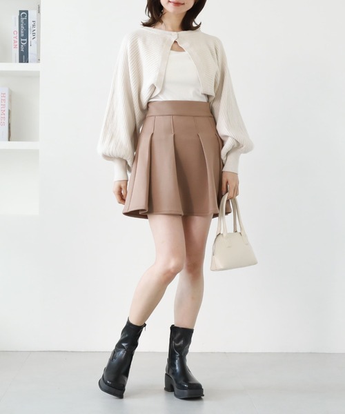 archives(アルシーヴ)の「マルチwayリブニットボレロカーディガン(カーディガン/ボレロ・レディース・オフホワイト/ブルー/グレイッシュベージュ/ブラック・MEDIUM)」の18枚目の写真