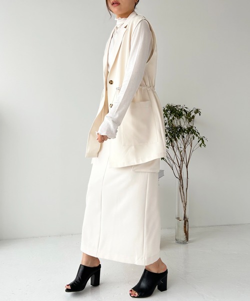 Meli rich（メリーリッチ）の「カーゴスカート（スカート・レディース・アイボリー/グレイッシュベージュ/カーキ/ブラック・MEDIUM）」の8枚目の写真