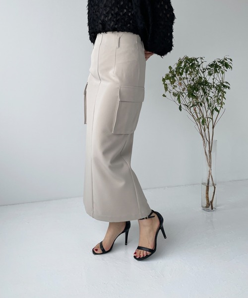 Meli rich（メリーリッチ）の「カーゴスカート（スカート・レディース・アイボリー/グレイッシュベージュ/カーキ/ブラック・MEDIUM）」の9枚目の写真