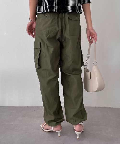 DISCOAT（ディスコート）の「ナイロンツイルワッシャーカーゴパンツ（カーゴパンツ・メンズ・カーキ/アイボリー/ブラック・FREE）」の12枚目の写真