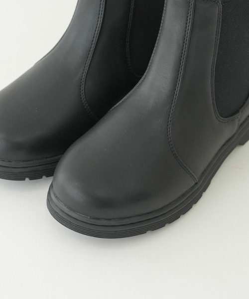 CIAOPANIC TYPY(チャオパニックティピー)の「【KIDS】サイドゴアショートブーツ(ブーツ・キッズ・オフホワイト/ブラック・20/18/19/21)」の8枚目の写真