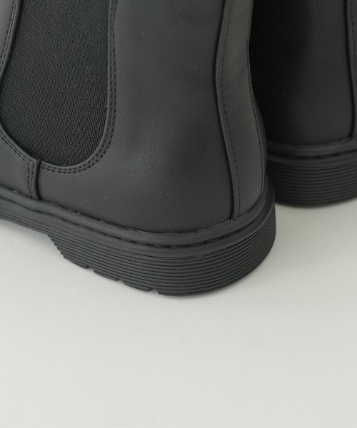 CIAOPANIC TYPY(チャオパニックティピー)の「【KIDS】サイドゴアショートブーツ(ブーツ・キッズ・オフホワイト/ブラック・20/18/19/21)」の10枚目の写真