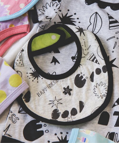 BREEZE(ブリーズ)の「リバーシブルスタイ マイファーストブリーズ (スタイ/よだれかけ・キッズ・オレンジ/ライトグレー/オフホワイト/ミント/エメラルド/グレー/カーキ/ブルー/ブラック/イエロー/ライトイエロー/サックスブルー/ベビーピンク/ピンク/グリーン・80)」の3枚目の写真