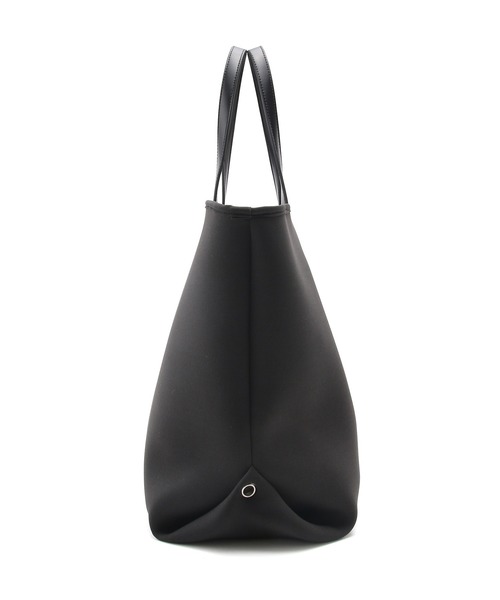 ADAM ET ROPE'(アダムエロペ)の「【A4対応】ネオプレンマルチトートバッグ(トートバッグ・レディース・ピンク/ブラック系その他・FREE)」の21枚目の写真