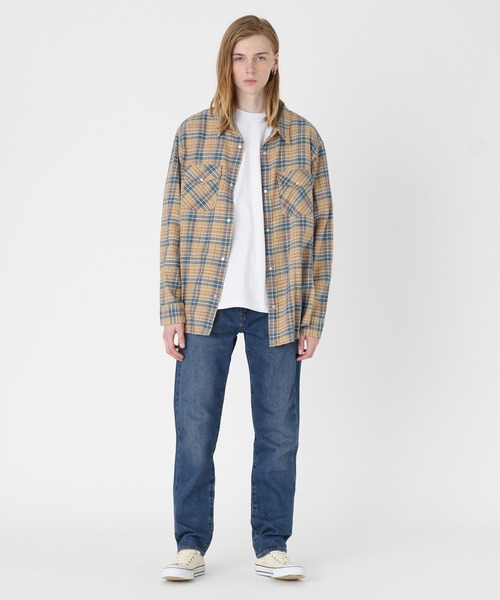 Levi's(リーバイス)の「Levi's/リーバイス 【WEB限定】502(TM) テーパージーンズ ミディアムインディゴ STONEWASH(デニムパンツ・メンズ・インディゴブルー・W34 L32/W29 L32/W36 L32/W30 L32/W31 L32/W32 L32/W28 L32/W33 L32)」の3枚目の写真