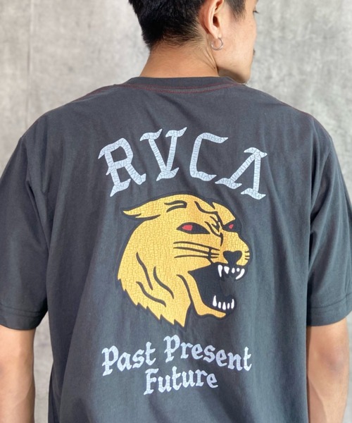 RVCA（ルーカ）の「RVCA/ルーカ バックプリントTシャツ アニマル柄/クルーネックTシャツ トラ柄 BD041-225（Tシャツ/カットソー・メンズ・ブラック/ホワイト/オリーブ・L/XL/M）」の2枚目の写真