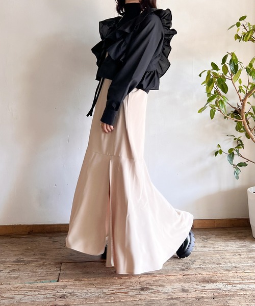 Mysa&Liina(ミーサリーナ)の「ボレロブラウス×タンクセット(シャツ/ブラウス・レディース・ブラック/ピンクベージュ/オフホワイト・M)」の10枚目の写真