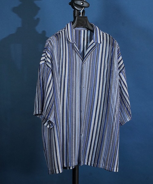 MEMENTISM（メメントイズム）の「ビッグシルエット バルファレースシャツ　シアーシャツ（シャツ/ブラウス・メンズ・ブラック系/グリーン系/ライトグリーン系/ブルー系・FREE）」の4枚目の写真