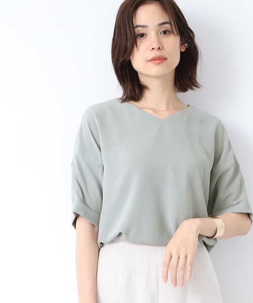 INDIVI（インディヴィ）の「◆【こなれSETUP/洗える】ドルマンスリーブブラウス（シャツ/ブラウス・レディース・サックスブルー系5/ブラック/グレー系その他6/ライトグリーン系/チャコール/ベージュ系5・05/12/13/15 /34/38）」の4枚目の写真