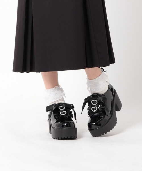 cs T&P(シーエスティーアンドピー)の「厚底フェイクパール付きローファー(パンプス・レディース・ブラック系1/アイボリー系1/ネイビー系6・S/M/L/LL)」の19枚目の写真
