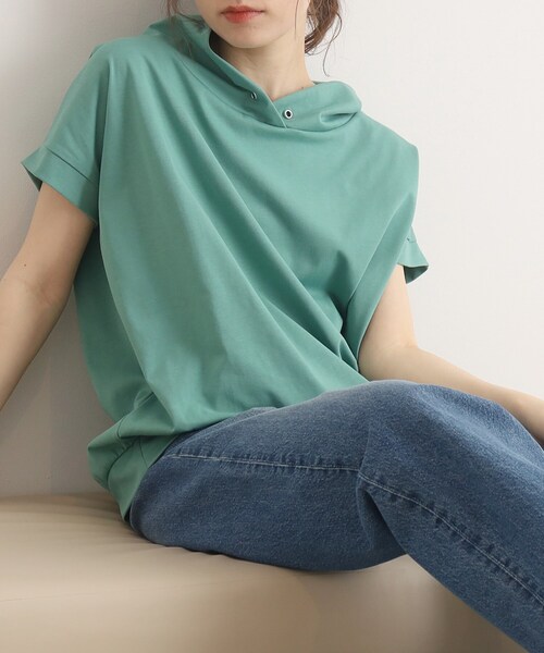 DRESKIP（ドレスキップ）の「◆【接触冷感】手軽に抜け感コーデ！抜け衿トップス（Tシャツ/カットソー・レディース・ナチュラル/ブラック/サンドベージュ/ライトグリーン/オフホワイト・02/03/04）」の5枚目の写真