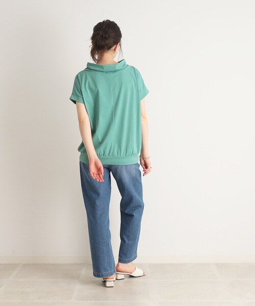 DRESKIP（ドレスキップ）の「◆【接触冷感】手軽に抜け感コーデ！抜け衿トップス（Tシャツ/カットソー・レディース・ナチュラル/ブラック/サンドベージュ/ライトグリーン/オフホワイト・02/03/04）」の14枚目の写真