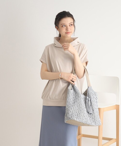 DRESKIP（ドレスキップ）の「◆【接触冷感】手軽に抜け感コーデ！抜け衿トップス（Tシャツ/カットソー・レディース・ナチュラル/ブラック/サンドベージュ/ライトグリーン/オフホワイト・02/03/04）」の21枚目の写真