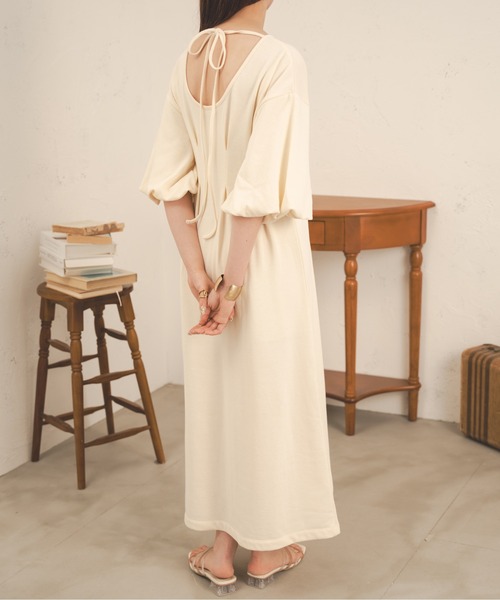 Ambre Neige(アンブルネージュ)の「紐付きタックワンピース/【WEB/EC限定商品】(ワンピース・レディース・ベージュ/アイボリー・FREE)」の12枚目の写真