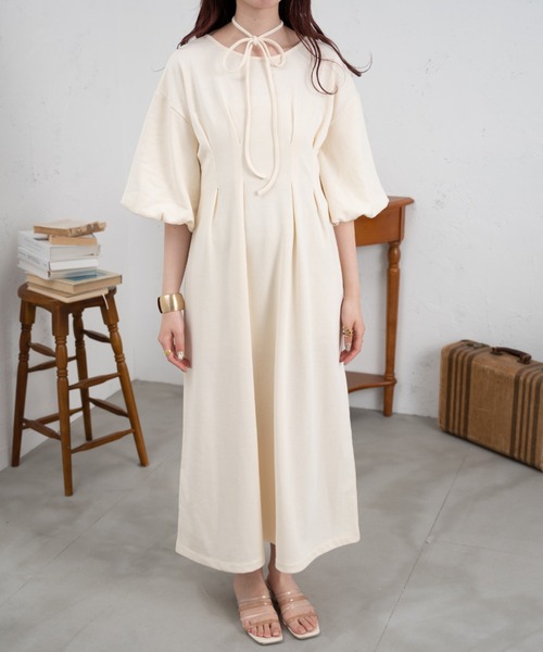 Ambre Neige(アンブルネージュ)の「紐付きタックワンピース/【WEB/EC限定商品】(ワンピース・レディース・ベージュ/アイボリー・FREE)」の20枚目の写真