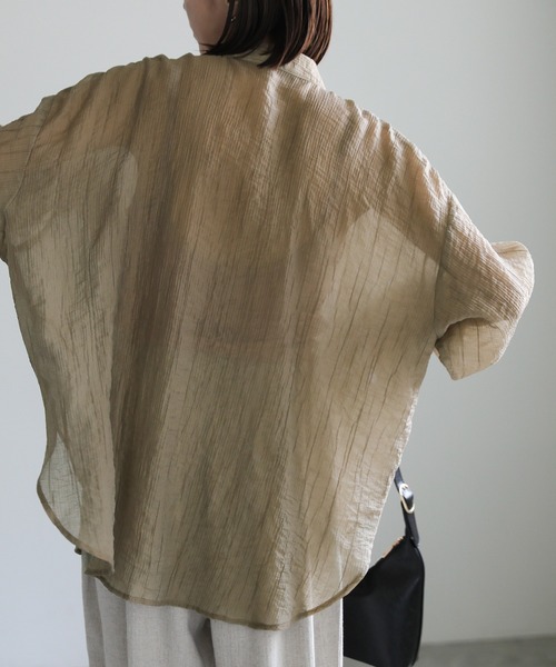 select MOCA（セレクトモカ）の「クリンクルシアーバンドカラーオーバーシャツ（シャツ/ブラウス・レディース・ダークベージュ/ブラウン/ブラック・FREE）」の18枚目の写真