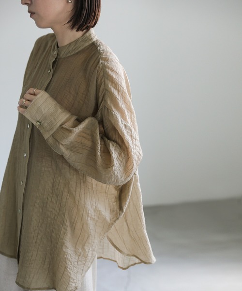 select MOCA（セレクトモカ）の「クリンクルシアーバンドカラーオーバーシャツ（シャツ/ブラウス・レディース・ダークベージュ/ブラウン/ブラック・FREE）」の12枚目の写真