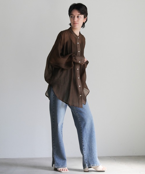select MOCA（セレクトモカ）の「クリンクルシアーバンドカラーオーバーシャツ（シャツ/ブラウス・レディース・ダークベージュ/ブラウン/ブラック・FREE）」の5枚目の写真