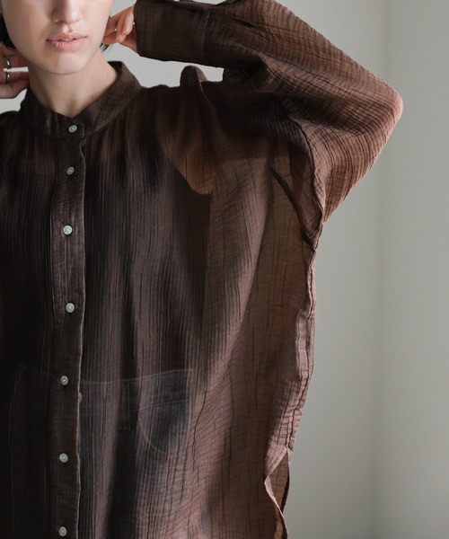 select MOCA（セレクトモカ）の「クリンクルシアーバンドカラーオーバーシャツ（シャツ/ブラウス・レディース・ダークベージュ/ブラウン/ブラック・FREE）」の20枚目の写真