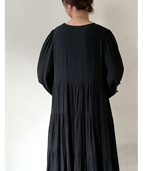 定価4.2万 未使用 トゥービーシック バルーンスリーブ ティアードワンピース 未使用✨TO BE CHICバルーンスリーブ ティアードワンピース