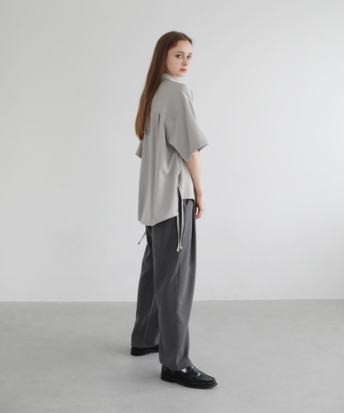 LILL(リル)の「ビッグシルエットポリトロサイドコード5分袖シャツ(シャツ/ブラウス・メンズ・ブラック/ブルー/ホワイト/ライトグレー・L/M/S/XS)」の21枚目の写真