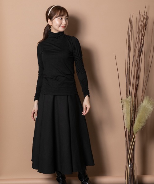 MHBG TOKYO(エムエイチビージートーキョー)の「【全10色展開】 袖ギャザー テンセルタートル(Tシャツ/カットソー・レディース・グリーン/レッド/ブラック/ブルー/パープル/ピンク/オフホワイト/グレー/イエロー/ベージュ・FREE)」の20枚目の写真