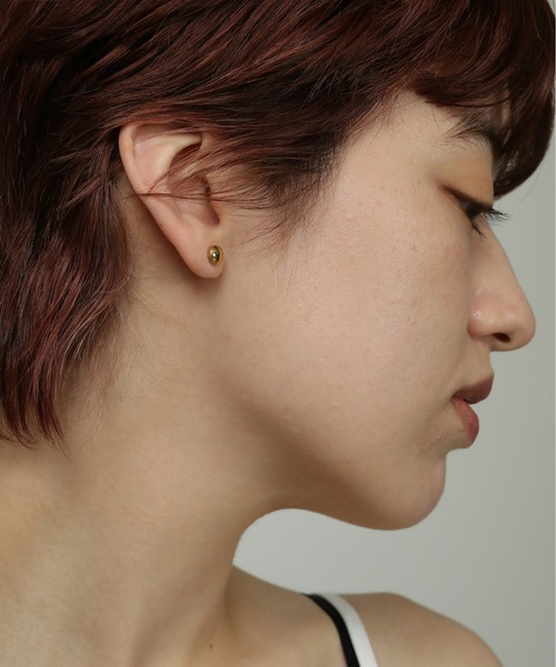 ORLEAN(オルレアン)の「【ORLEAN】シンプル立体ボタンモチーフ デザインピアス(ピアス(両耳用)・レディース・ゴールド/シルバー・フリー)」の7枚目の写真