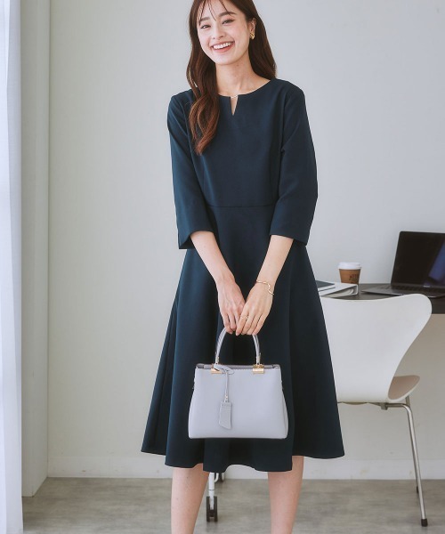 7days Life Styling(セブンデイズライフスタイリング)の「ゴールドパーツ使いウエスト切替フレアワンピース(ワンピース・レディース・チェック/モカ/ネイビー・LL/S/L/M)」の16枚目の写真